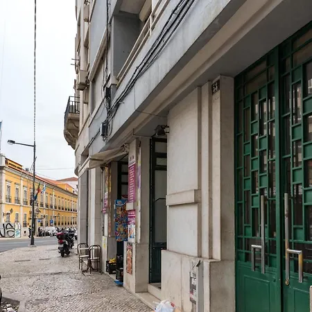Santa Marta 53 Pombal Square * Лиссабон