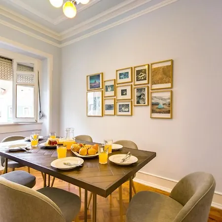 Апартаменты Santa Marta 53 Pombal Square